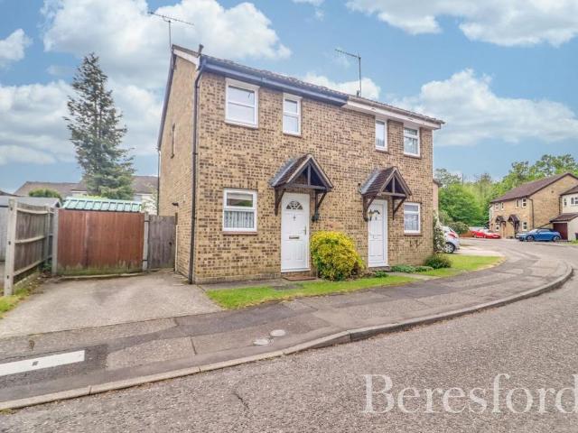 House for sale in Chipping Hill, Essex