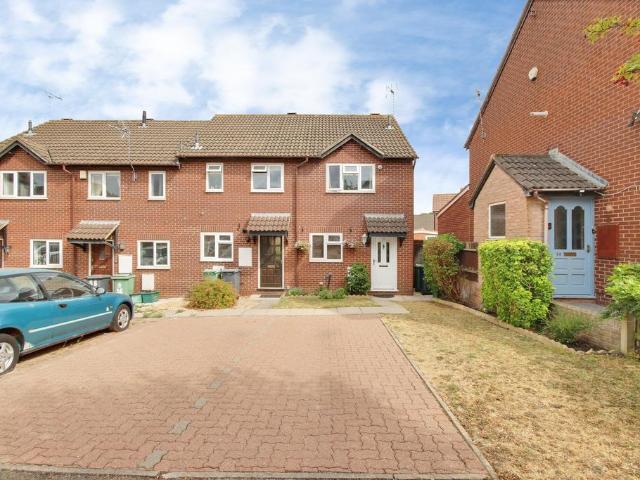 House for sale in Wotton Pitch, Gloucester