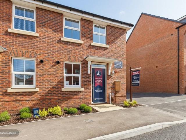 House for sale in Barton In Fabis, East Midlands