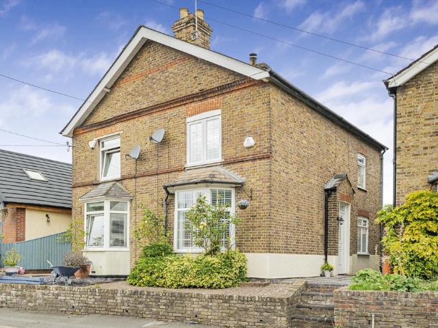 House for sale in Chepping Wycombe, Loudwater