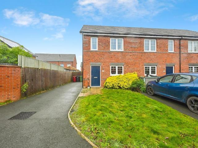 House for sale in Elmton, East Midlands