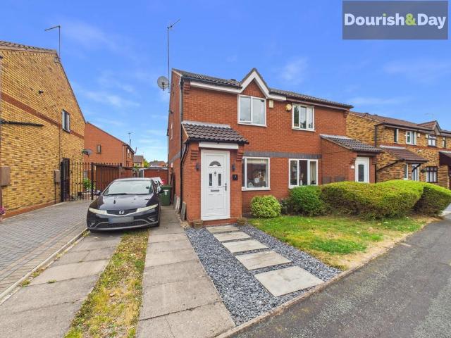 House for sale in Fallings Park, Park Village