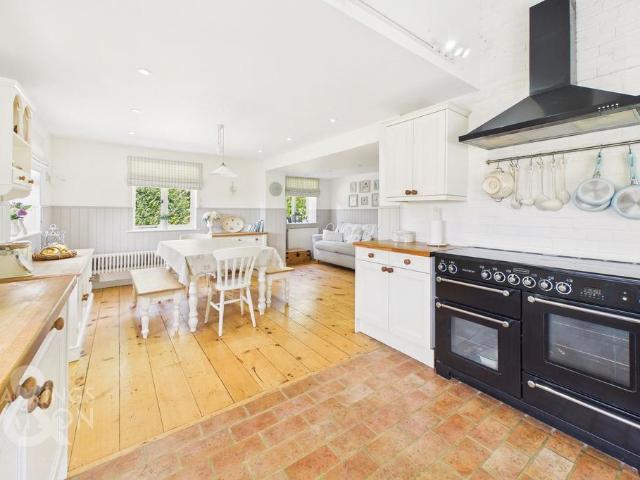 House for sale in Thelnetham, West Suffolk