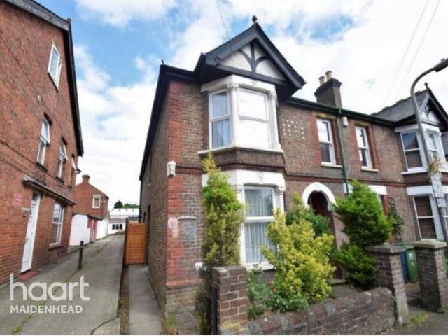 House for sale in Totteridge, Cressex