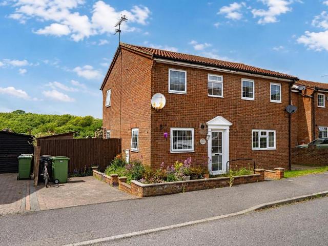 House for sale in West Marina, Guestling Green