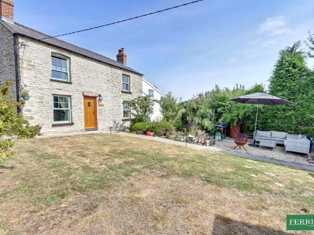 House for sale in Bromsberrow Heath, Gloucestershire
