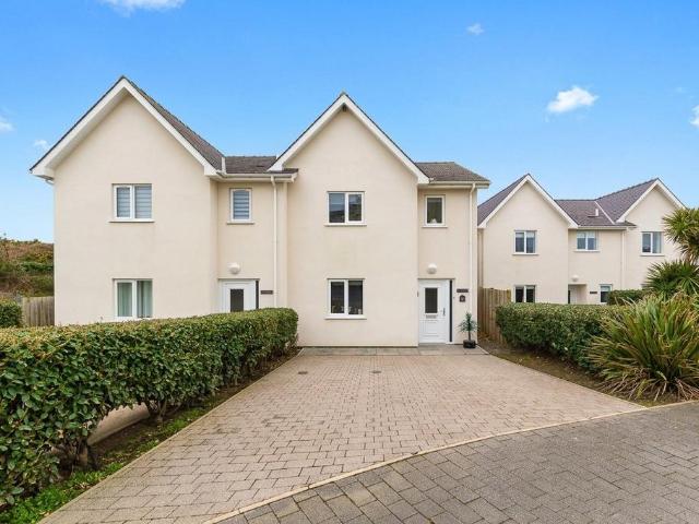 House for sale in Trearddur, Wales