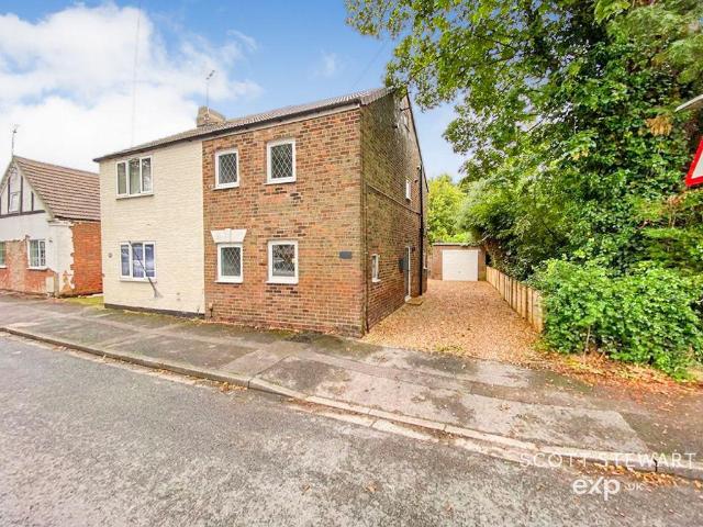 House for sale in Little London, Gosberton Clough