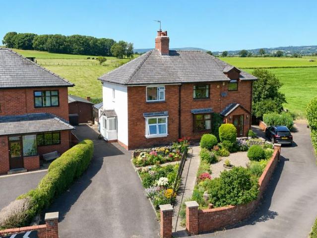 House for sale in Paradise, Lancashire