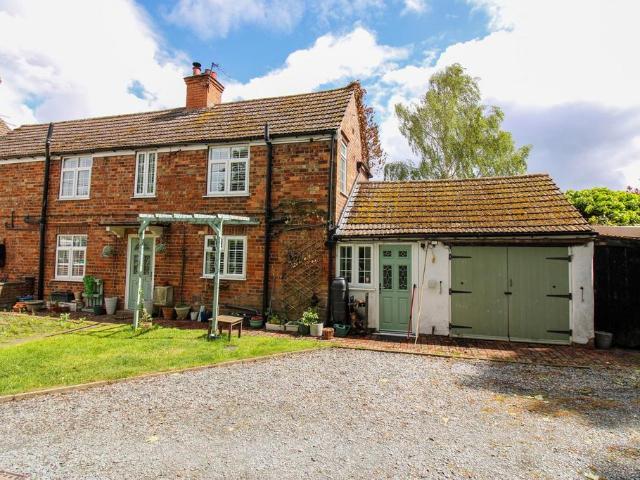 House for sale in Willingham by Stow, Ingleby