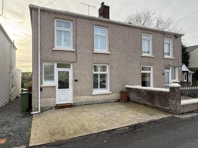 House for sale in Saundersfoot, Wales