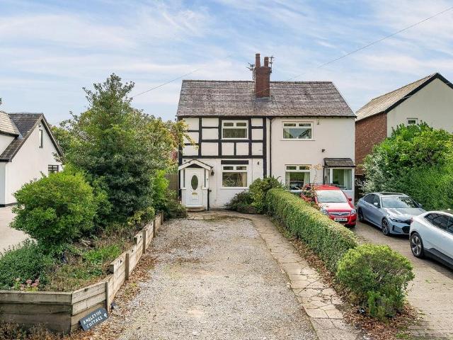 House for sale in Poynton
