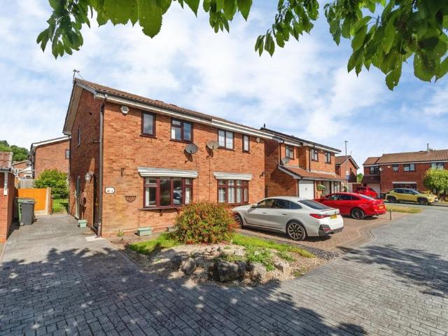 House for sale in New Invention, West Midlands