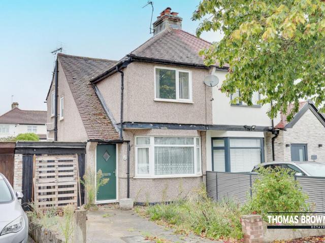 House for sale in Poverest, Greater London
