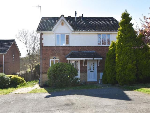 House for sale in Silverhill Park, Guestling Green