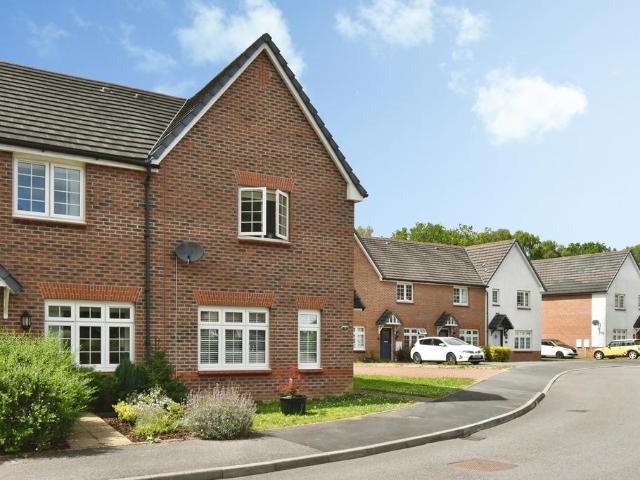 House for sale in Cilybebyll, Pontardawe, Clydach