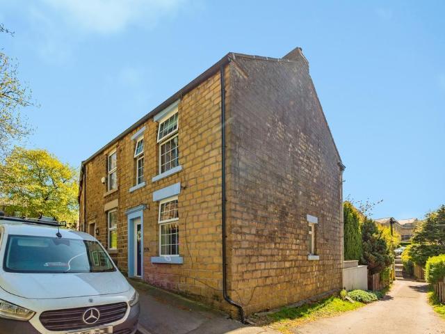House for sale in Greenheys, Greater Manchester