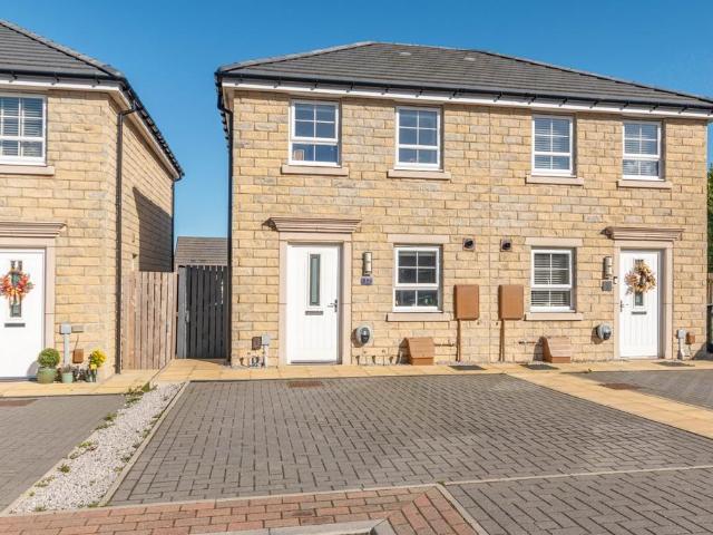 House for sale in Town End, Bradford