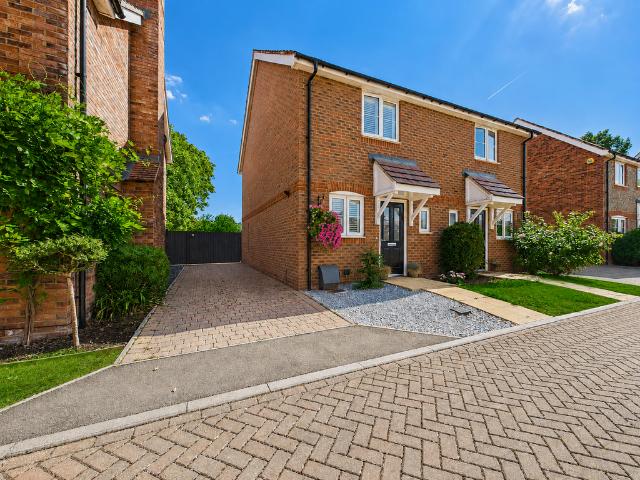 House for sale in Emmington, Berrick Salome