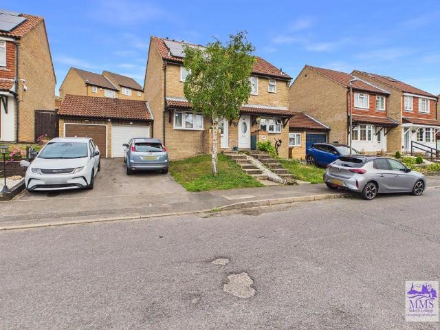 House for sale in Wayfield, Chatham