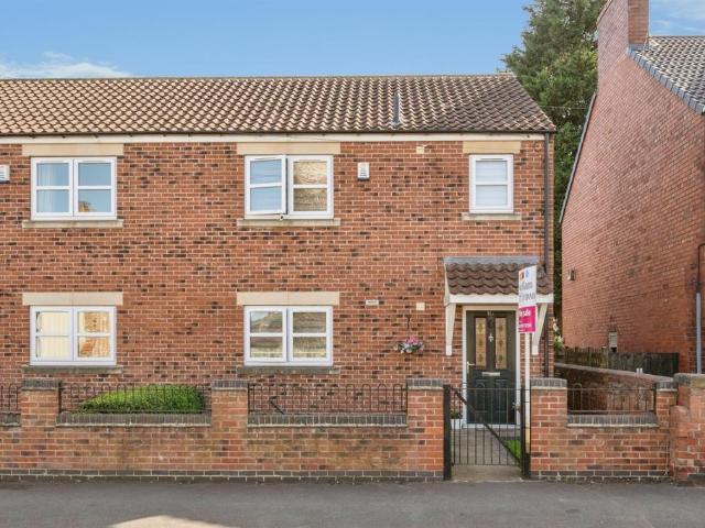 House for sale in Thorne, South Yorkshire