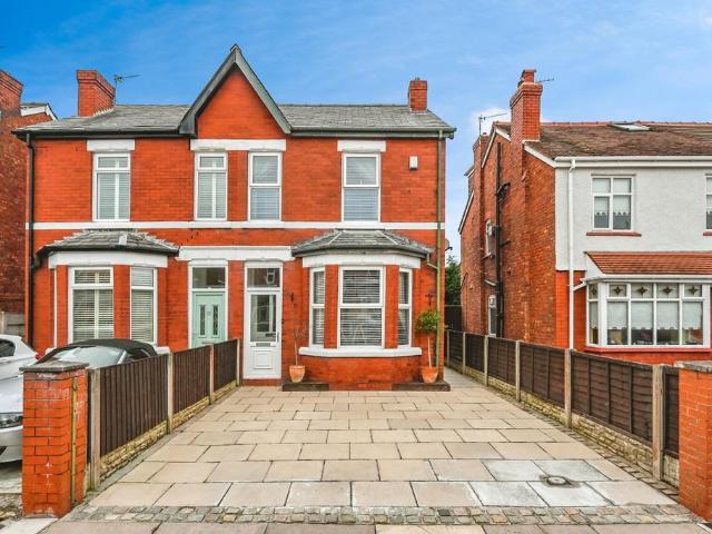House for sale in Crossens, Sefton
