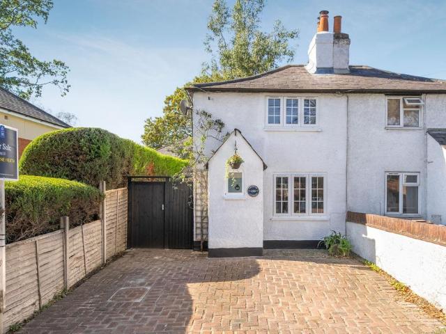 House for sale in Winkfield, Bracknell Forest