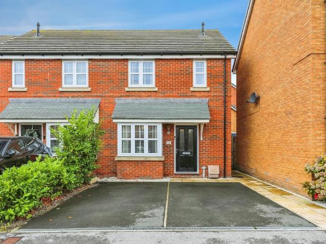 House for sale in Royston, Barnsley