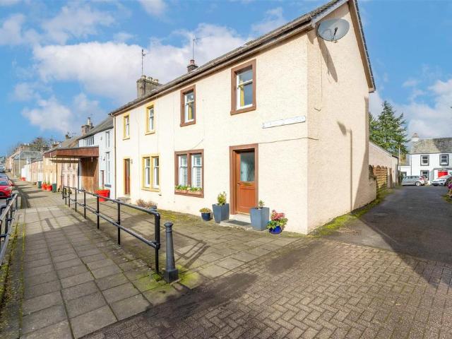 House for sale in Muthill, Scotland