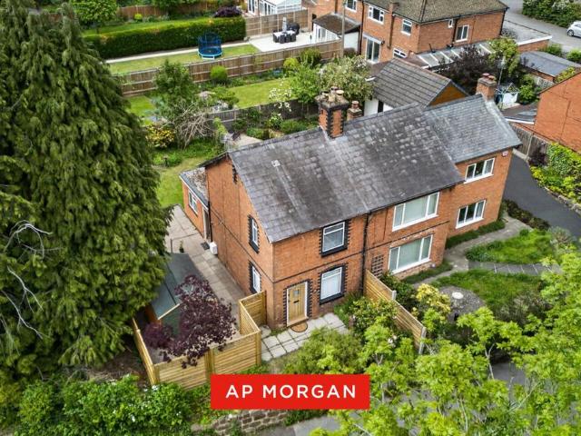 House for sale in Bromsgrove, Worcestershire