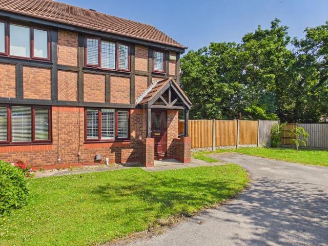 House for sale in Chapelford, Warrington