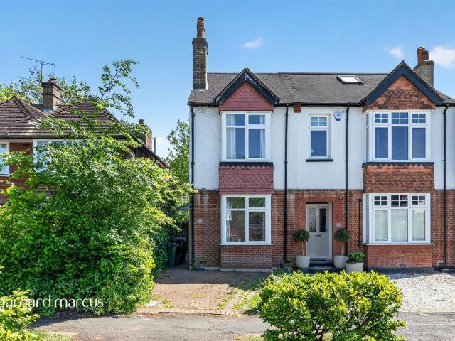 House for sale in Manor Park, Epsom