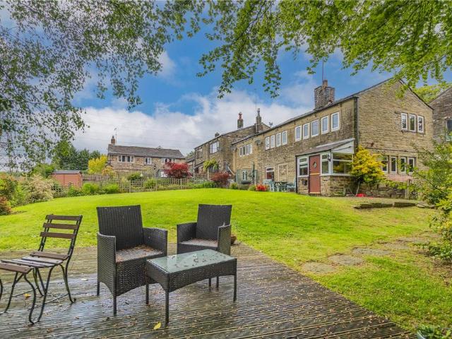 House for sale in Bamford, Burnedge