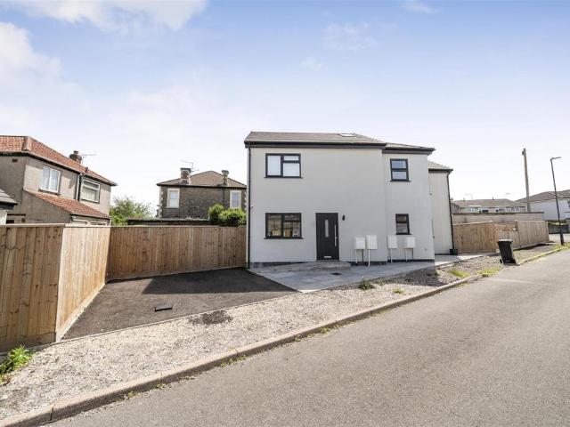 House for sale in Kingswood, South Gloucestershire