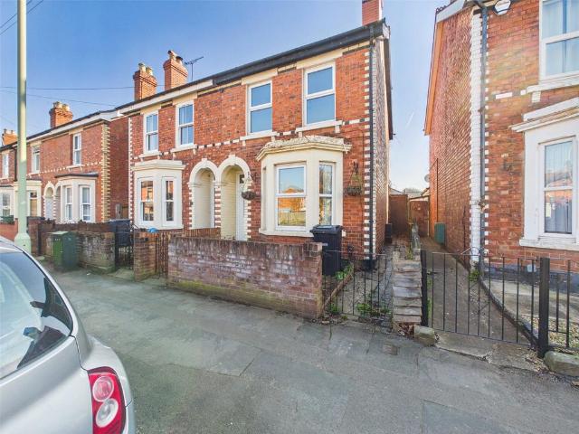 House for sale in Gloucester, Gloucestershire