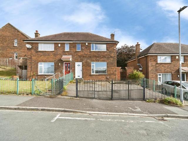 House for sale in Allerton, West Yorkshire