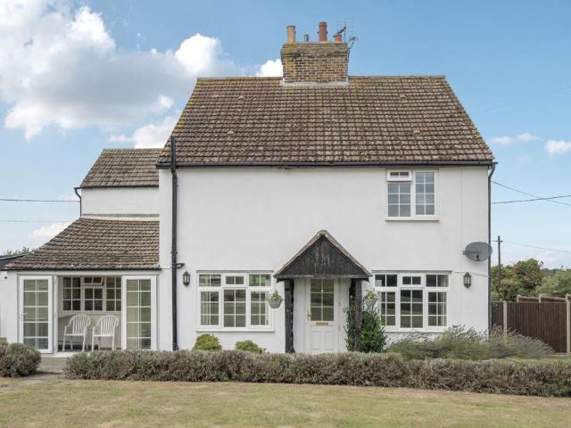 House for sale in Ramsden, Greater London