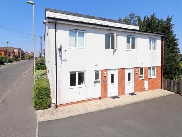 House for sale in Fleet, Hart