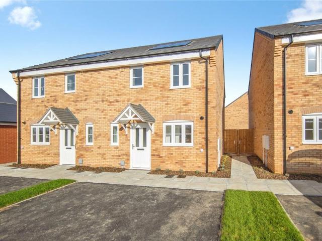 House for sale in Chelmondiston, Suffolk