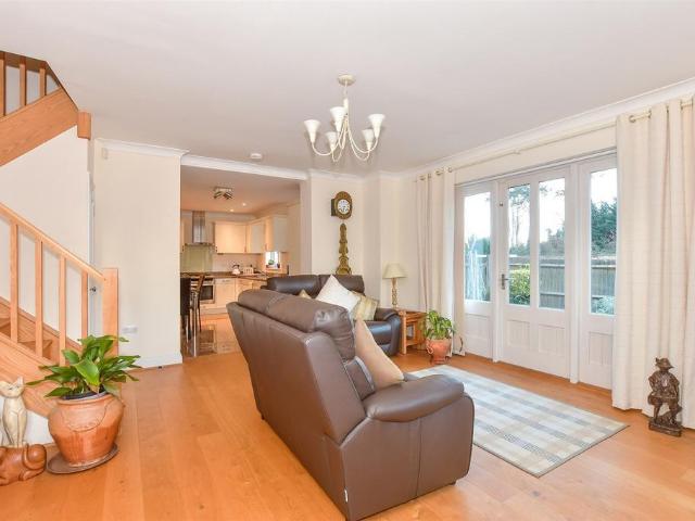 House for sale in St. Martin's, The Bridge