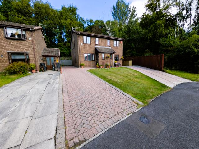 House for sale in Pendock, Greater Manchester