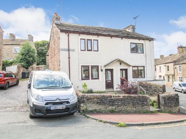 House for sale in Higherford, Lancashire