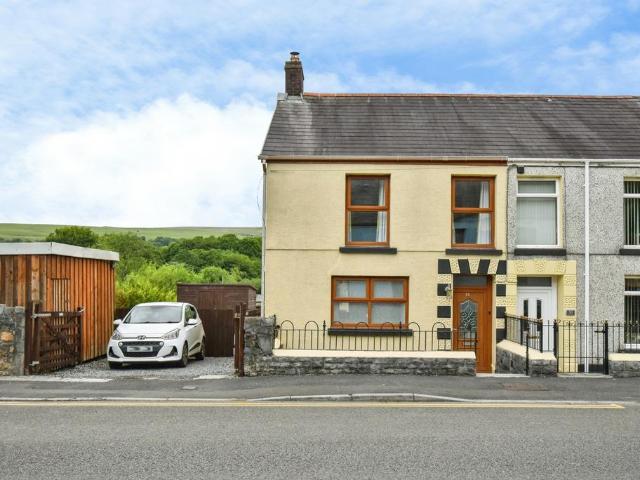 House for sale in Cwmamman, Glanaman