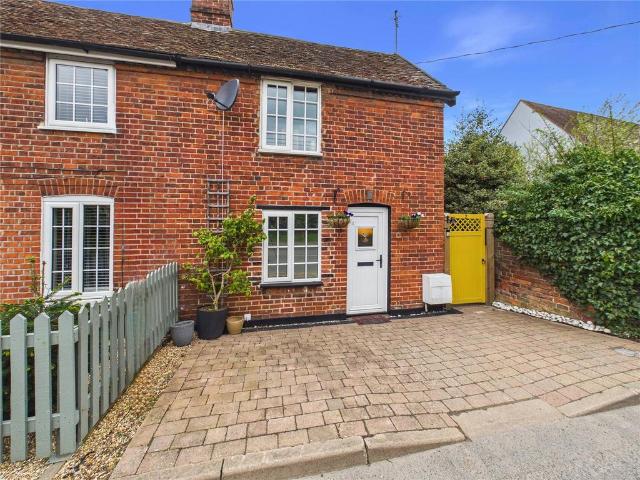 House for sale in Dale Hill, Essex