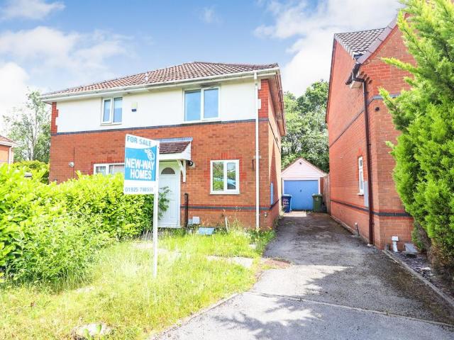 House for sale in Lingley Green, Warrington