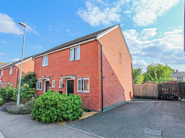 House for sale in Crow Hill, Irthlingborough