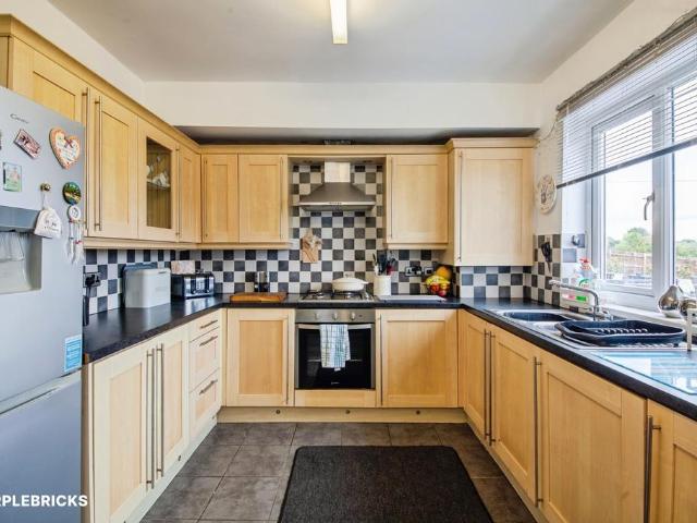 House for sale in Manor Top, Intake