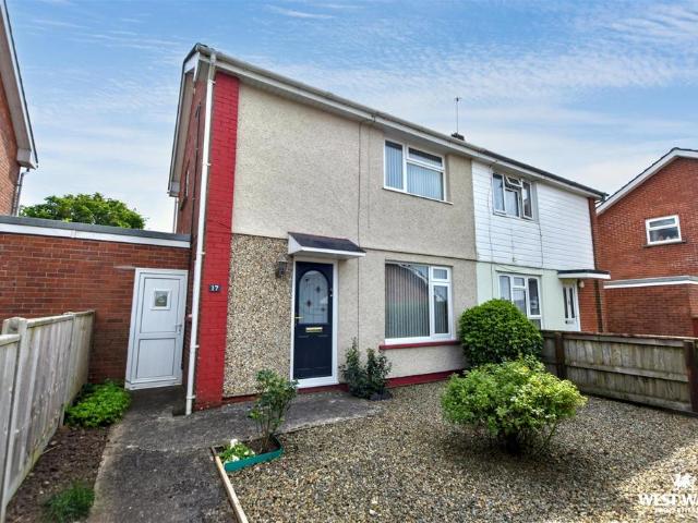 House for sale in Monkton, Pembroke