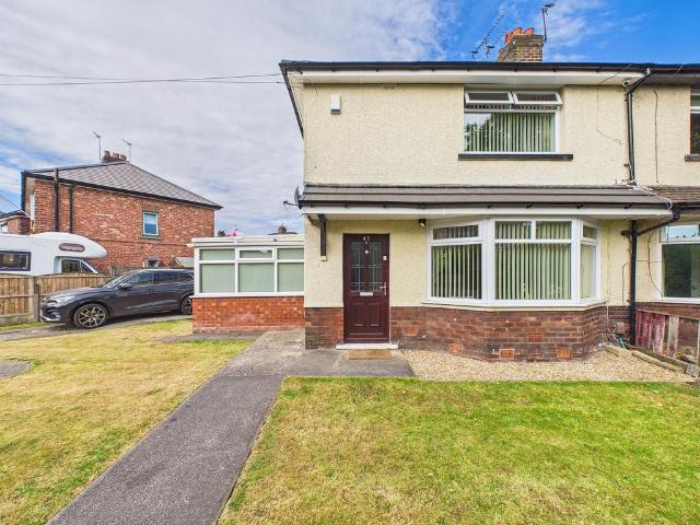 House for sale in Denton's Green, St Helens
