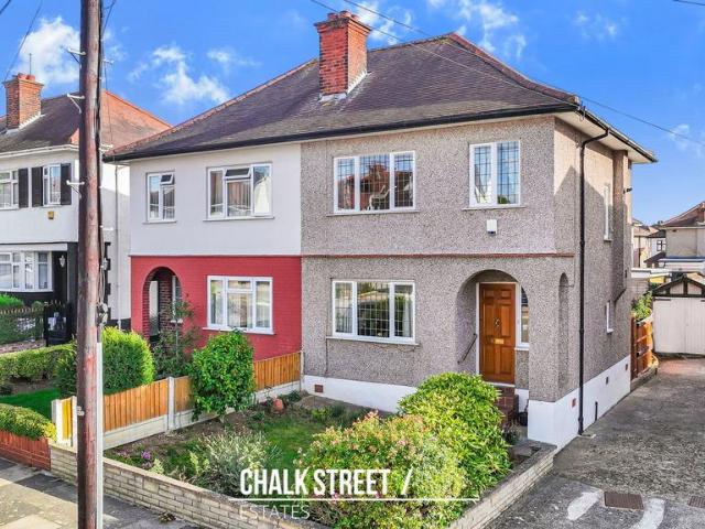 House for sale in London Borough of Havering, Greater London